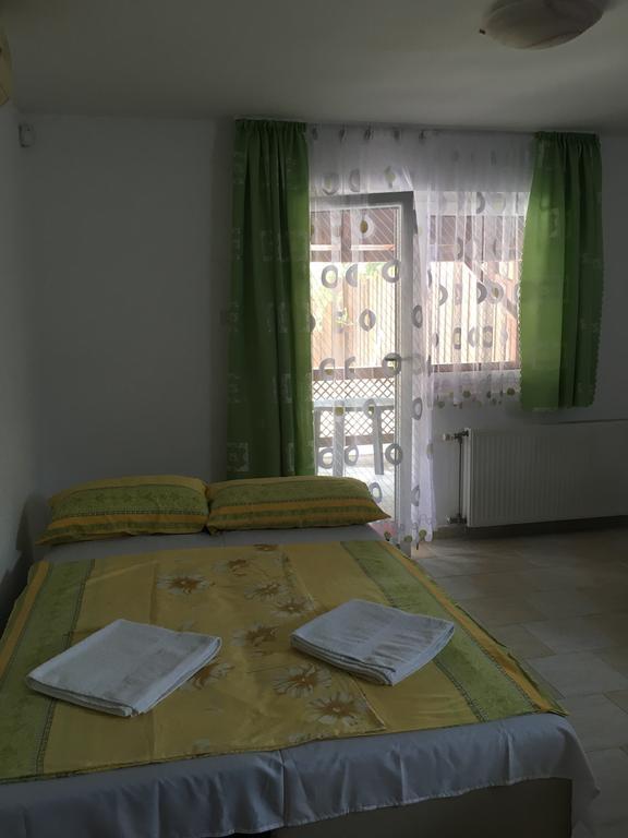 Naphaz Apartman Tiszafüred Zewnętrze zdjęcie